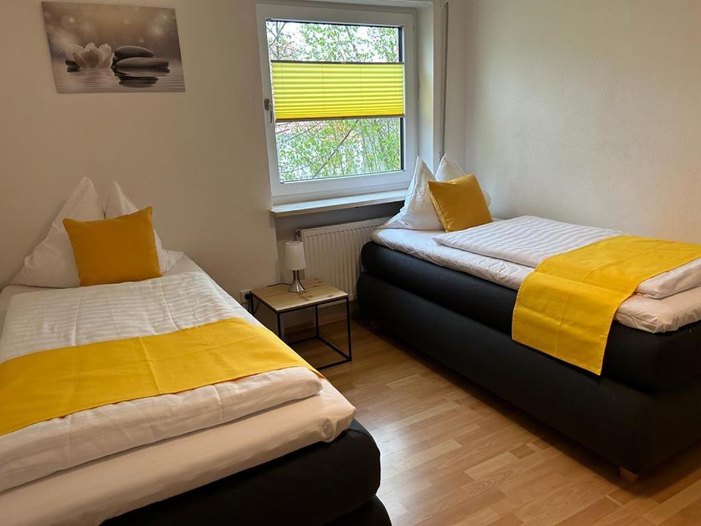 Schoene Helle Ferienwohnung In Waldnaehe Berching Esterno foto